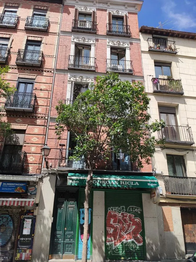 PISO EN CALLE CUCHILLEROS
