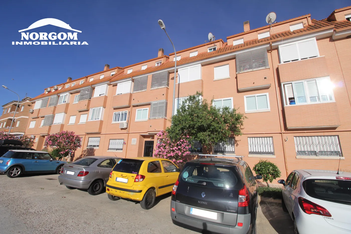 Se vende duplex en Avenida de Portugal - Valmojado
