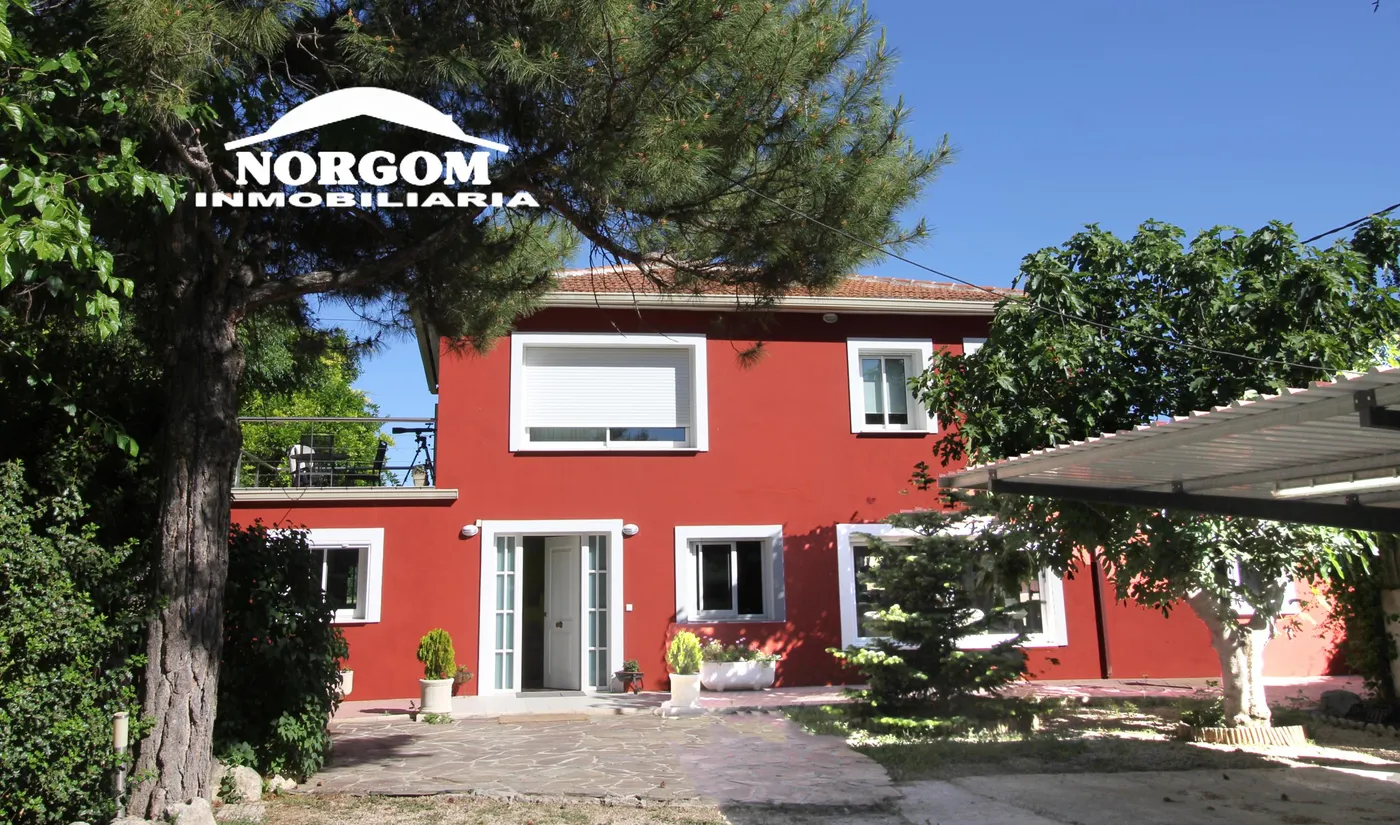 Chalet independiente en venta en calle Barranco - Morata de Tajuña