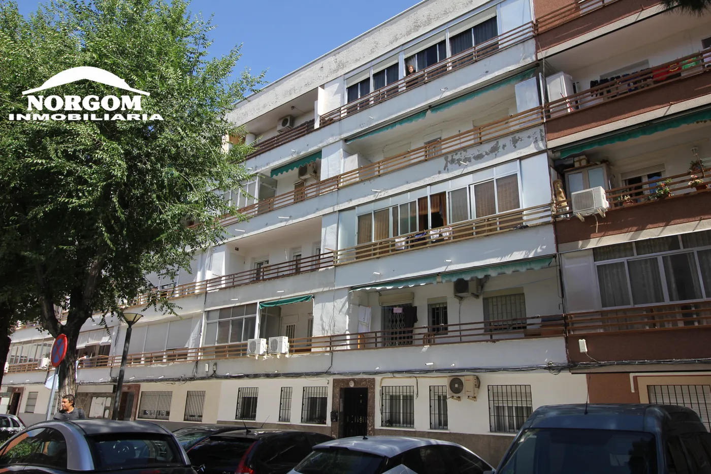 Se vende vivienda en Plaza Batalla de Teruel - Leganes